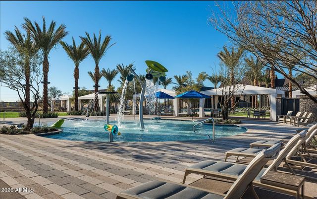 1965 W HIDE Trail, Phoenix, AZ 85085