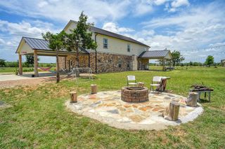 626 Sparta Field Road, Waelder, TX 78959