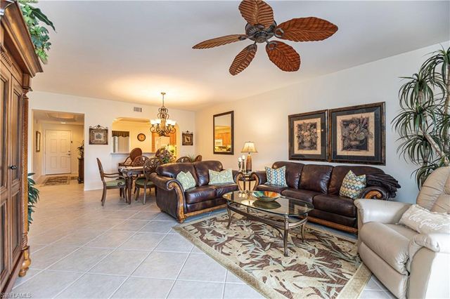 7401 Bella Lago DR 522, Fort Myers Beach, FL 33931