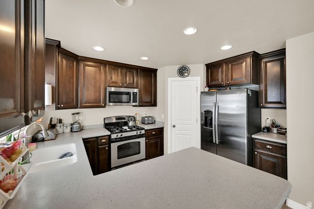 4554 S BASIN RIDGE CT, West Valley City, UT 84128