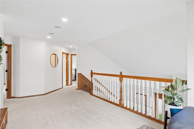3011 Rhett Circle, Des Moines, IA 50321