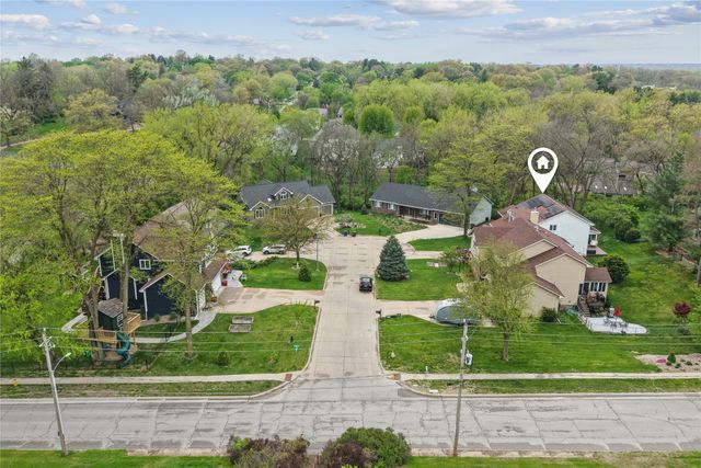 3011 Rhett Circle, Des Moines, IA 50321