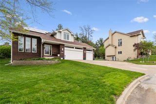 3011 Rhett Circle, Des Moines, IA 50321