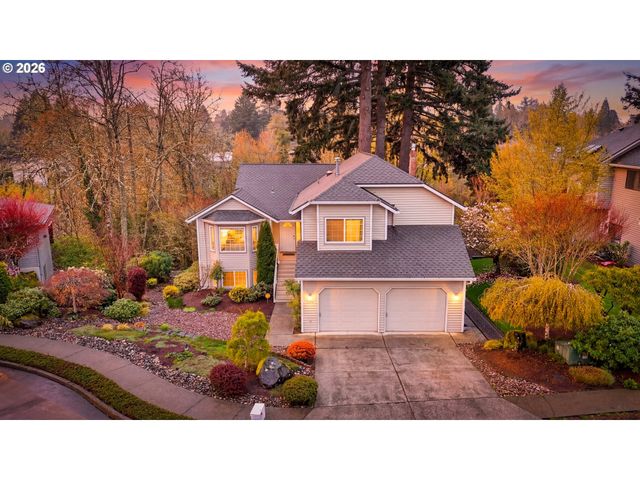 1326 Se LINDEN Ct, Gresham, OR 97080