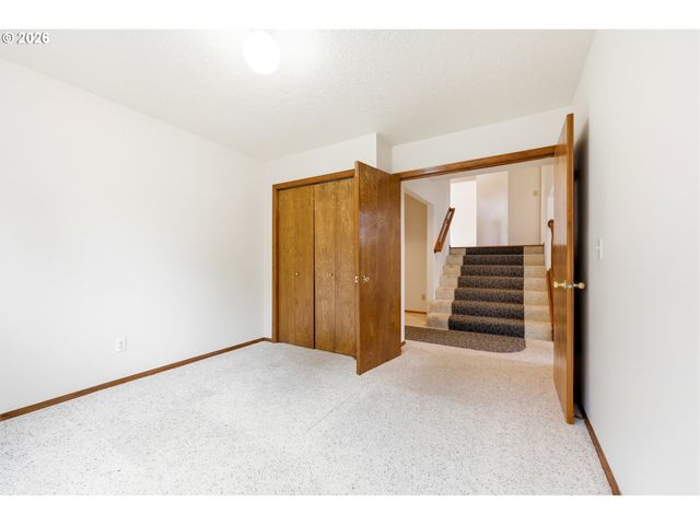 1326 Se LINDEN Ct, Gresham, OR 97080