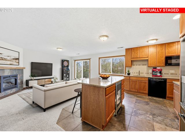 1326 Se LINDEN Ct, Gresham, OR 97080