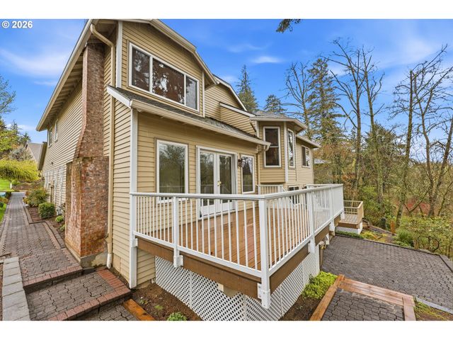 1326 Se LINDEN Ct, Gresham, OR 97080