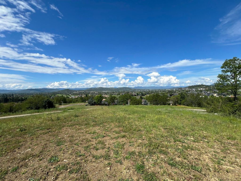 461 Pinnacle Ridge 94, Eagle Point, OR 97524