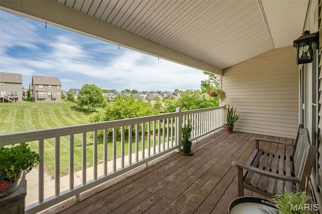 2518 S Larksong Drive, Wildwood, MO 63040