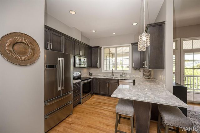 2518 S Larksong Drive, Wildwood, MO 63040