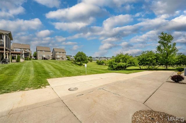 2518 S Larksong Drive, Wildwood, MO 63040