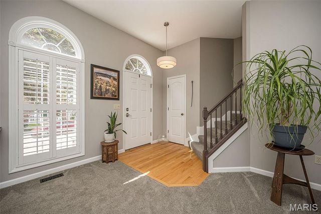 2518 S Larksong Drive, Wildwood, MO 63040