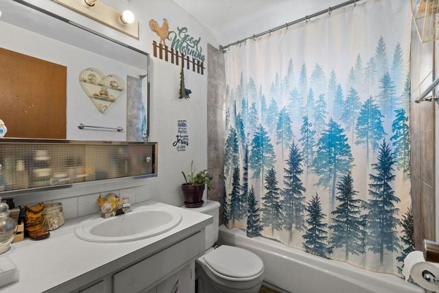 1911 N Sargent Rd, Spokane Valley, WA 99212