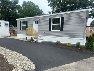1346 Newport Ave C-05, Attleboro, MA 02703