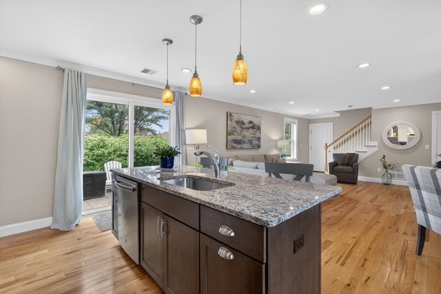4 Osprey Lane, Newmarket, NH 03857