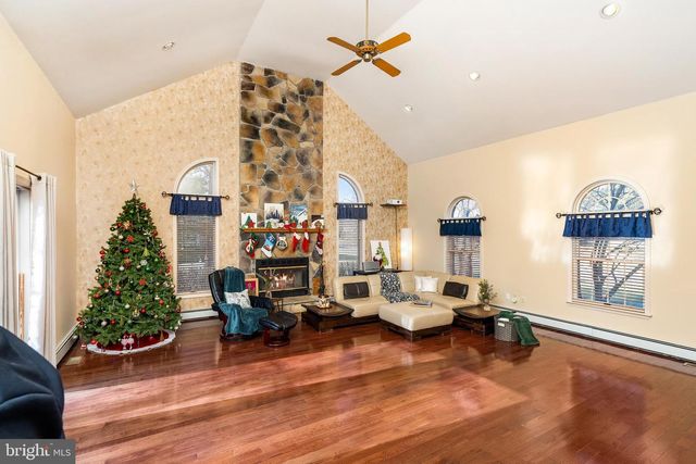 181 BERKLEY AVE, Belle Mead, NJ 08502