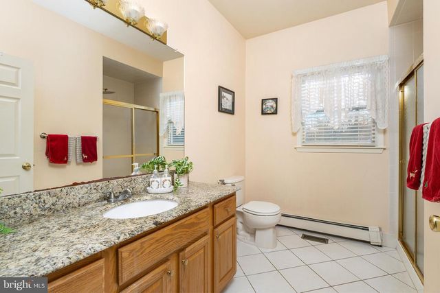 181 BERKLEY AVE, Belle Mead, NJ 08502