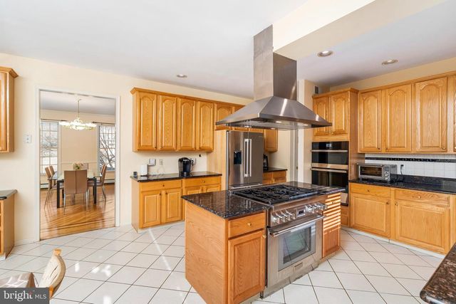 181 BERKLEY AVE, Belle Mead, NJ 08502