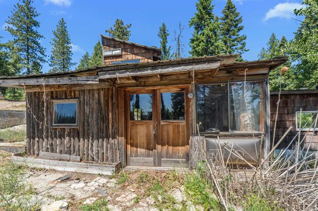 1022 Spring Hill Rd, Newport, WA 99156