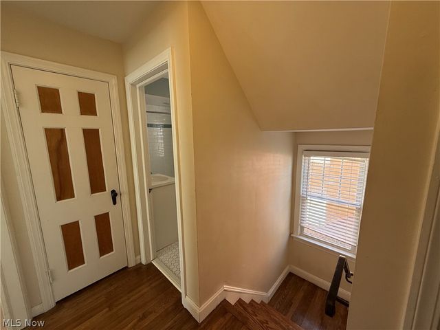 1924 Powell Avenue, Cleveland Heights, OH 44118