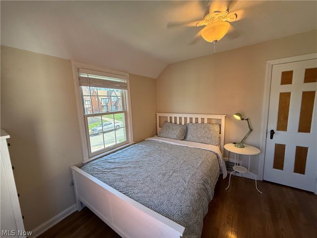 1924 Powell Avenue, Cleveland Heights, OH 44118