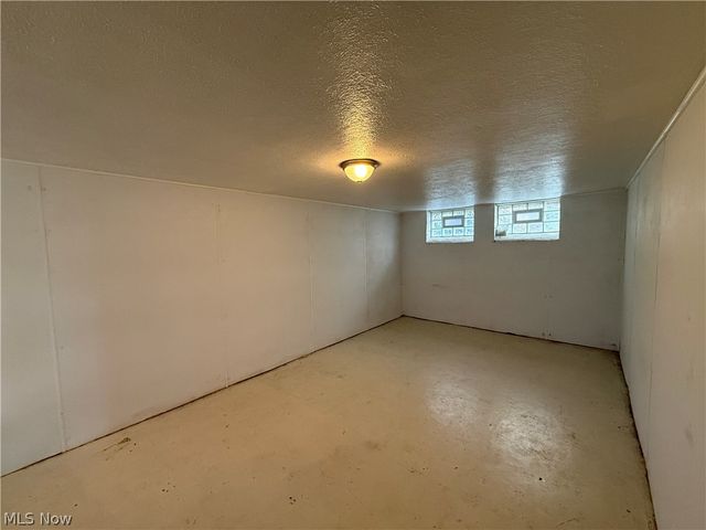 1924 Powell Avenue, Cleveland Heights, OH 44118