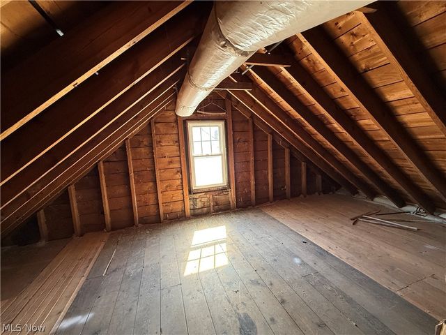 1924 Powell Avenue, Cleveland Heights, OH 44118