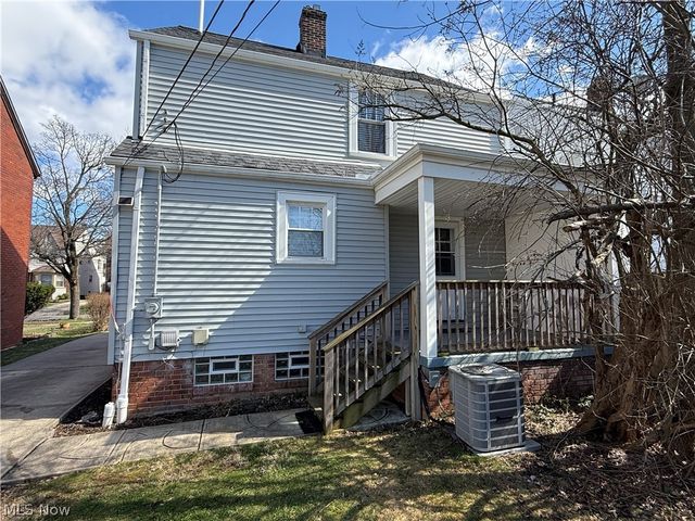 1924 Powell Avenue, Cleveland Heights, OH 44118