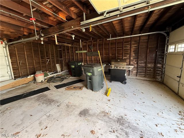 1924 Powell Avenue, Cleveland Heights, OH 44118