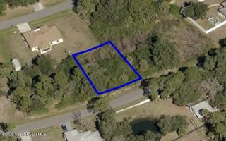 749 Fairhope Street SE, Palm Bay, FL 32909