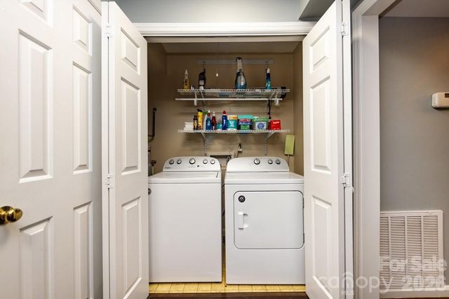 3929 Colony Crossing Drive, Charlotte, NC 28226