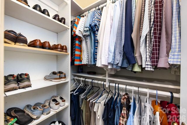 3929 Colony Crossing Drive, Charlotte, NC 28226