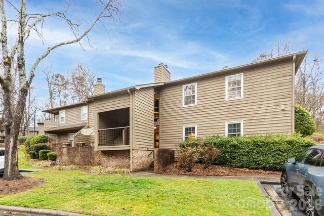 3929 Colony Crossing Drive, Charlotte, NC 28226