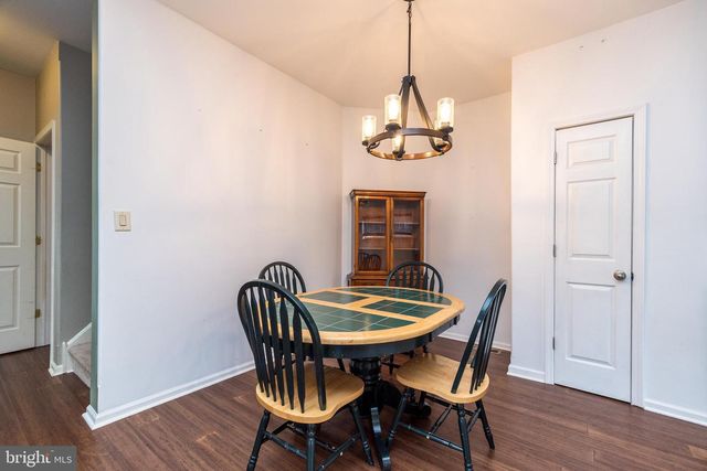 1042 ROSEMONT TER, Pennsburg, PA 18073