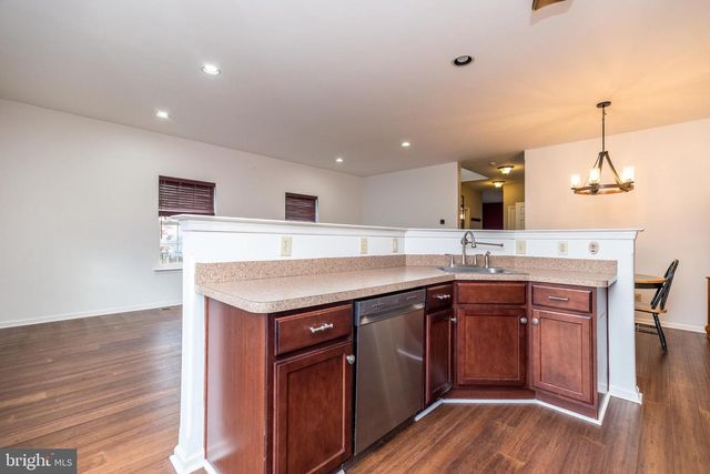 1042 ROSEMONT TER, Pennsburg, PA 18073