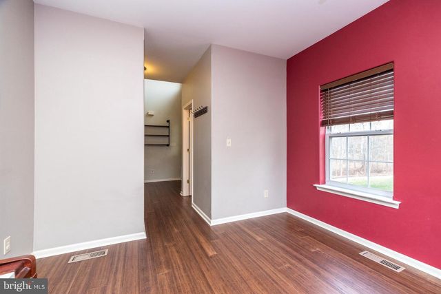 1042 ROSEMONT TER, Pennsburg, PA 18073