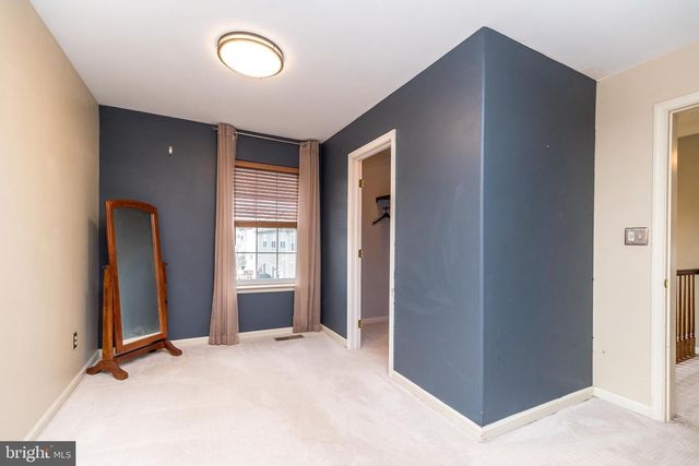 1042 ROSEMONT TER, Pennsburg, PA 18073