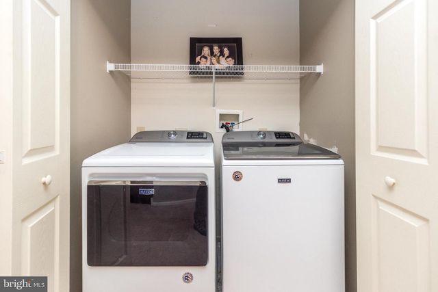 1042 ROSEMONT TER, Pennsburg, PA 18073