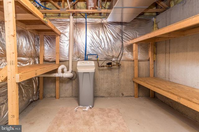 1042 ROSEMONT TER, Pennsburg, PA 18073