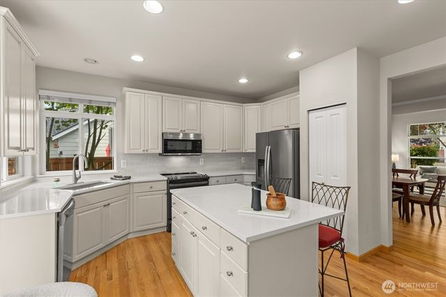 17420 33rd Drive SE, Bothell, WA 98012
