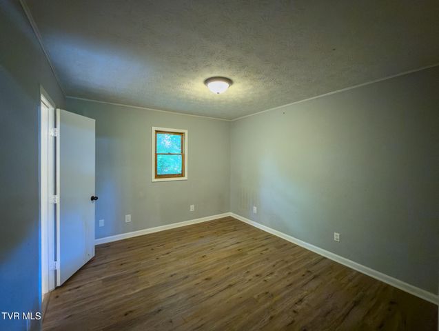 106 Arwood Hill Road, Hampton, TN 37658