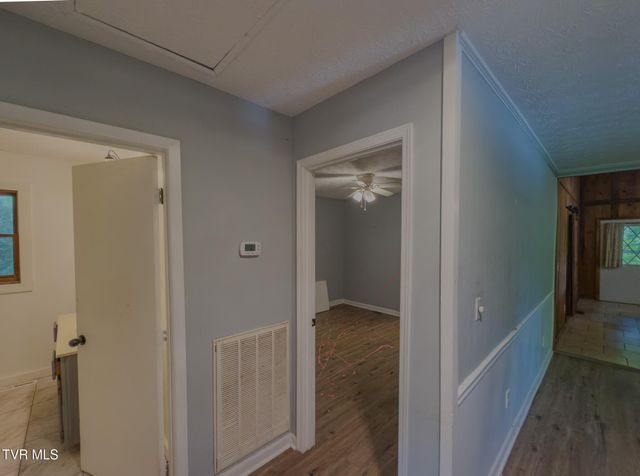 106 Arwood Hill Road, Hampton, TN 37658