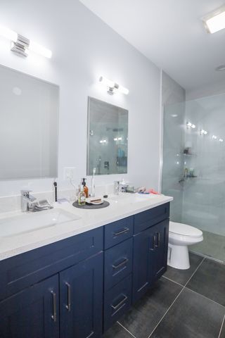 2402 W Carmen Avenue 301, Chicago, IL 60625