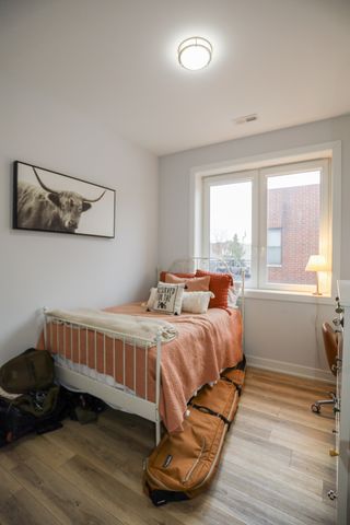 2402 W Carmen Avenue 301, Chicago, IL 60625
