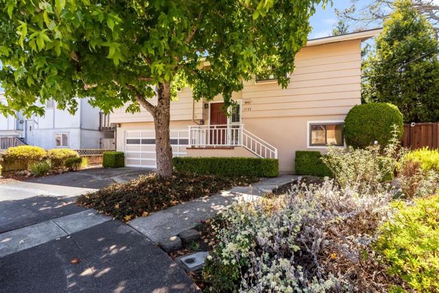1152 Dulles Court, Pacifica, CA 94044