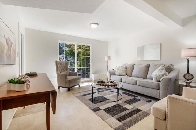 1152 Dulles Court, Pacifica, CA 94044