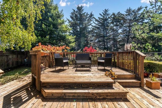 1152 Dulles Court, Pacifica, CA 94044