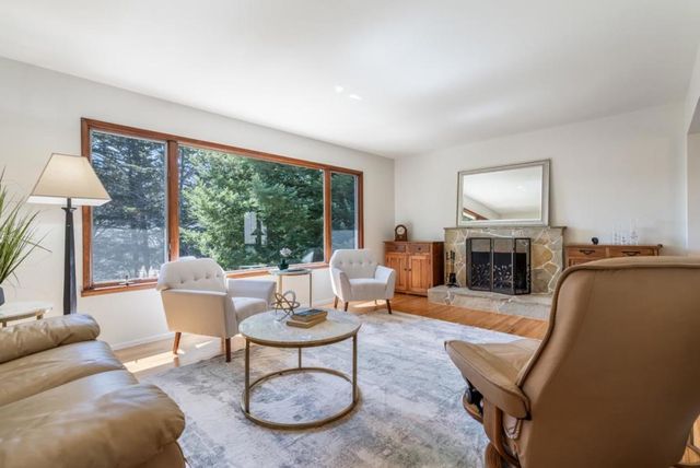 1152 Dulles Court, Pacifica, CA 94044