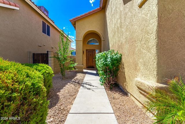 3223 E POINSETTIA Drive, Phoenix, AZ 85028