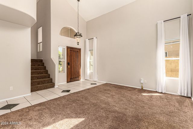 3223 E POINSETTIA Drive, Phoenix, AZ 85028